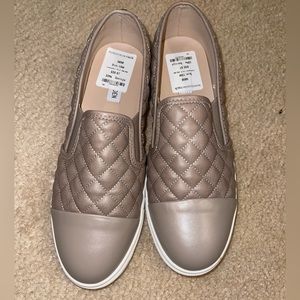 Steve Madden Ladie’s Flats